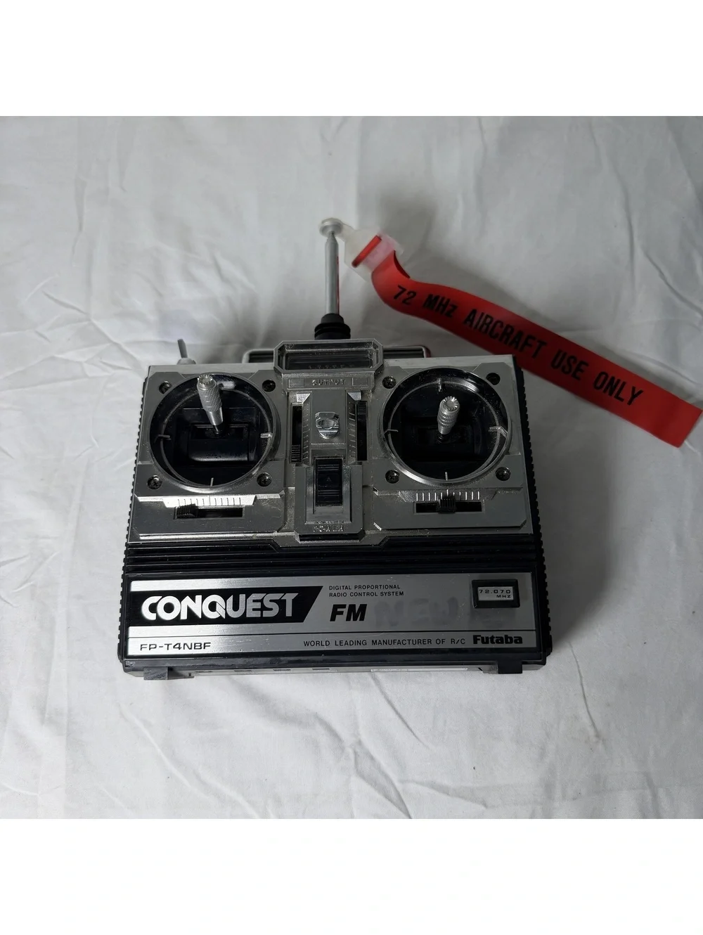 Vintage Futaba Conquest FP-T4NBF 4-Channel FM RC Transmitter 72MHz Aircraft Radi